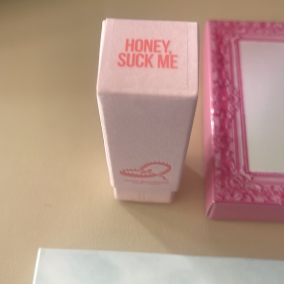 Brand New in Packaging Jeffree Star Cosmetics Bundle - Picture 5 of 10